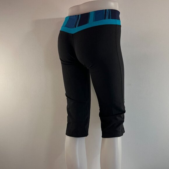 lululemon athletic Women's Black Cropped Leggings - Size 6 - Picture 4 of 5